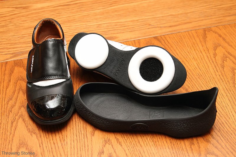 Curling shoes: choosing a slider